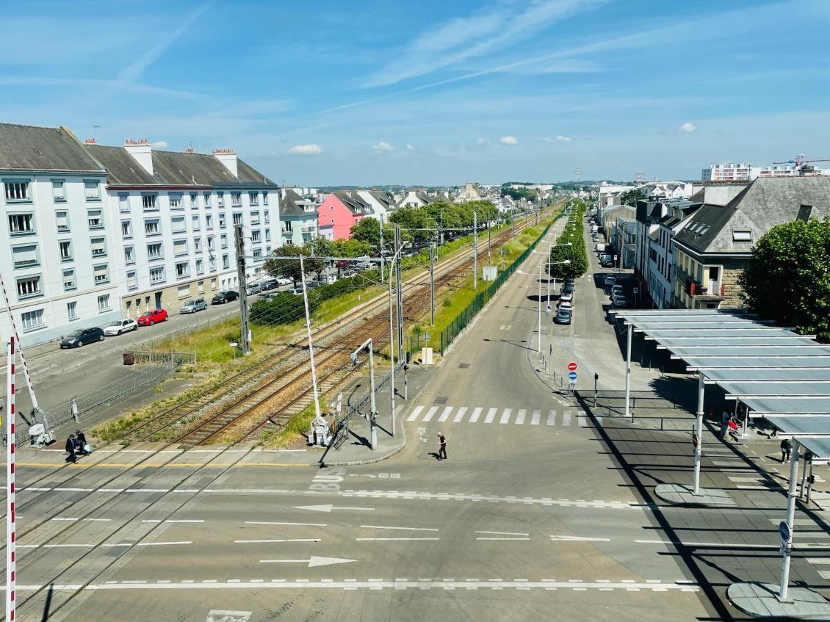 Studio 5 Charmant Tout Equipe A La Gare De 洛里昂 外观 照片